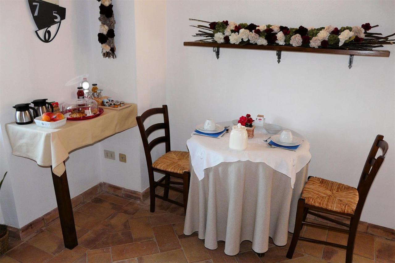 Casale Le Orme Bed & Breakfast Todi Bagian luar foto