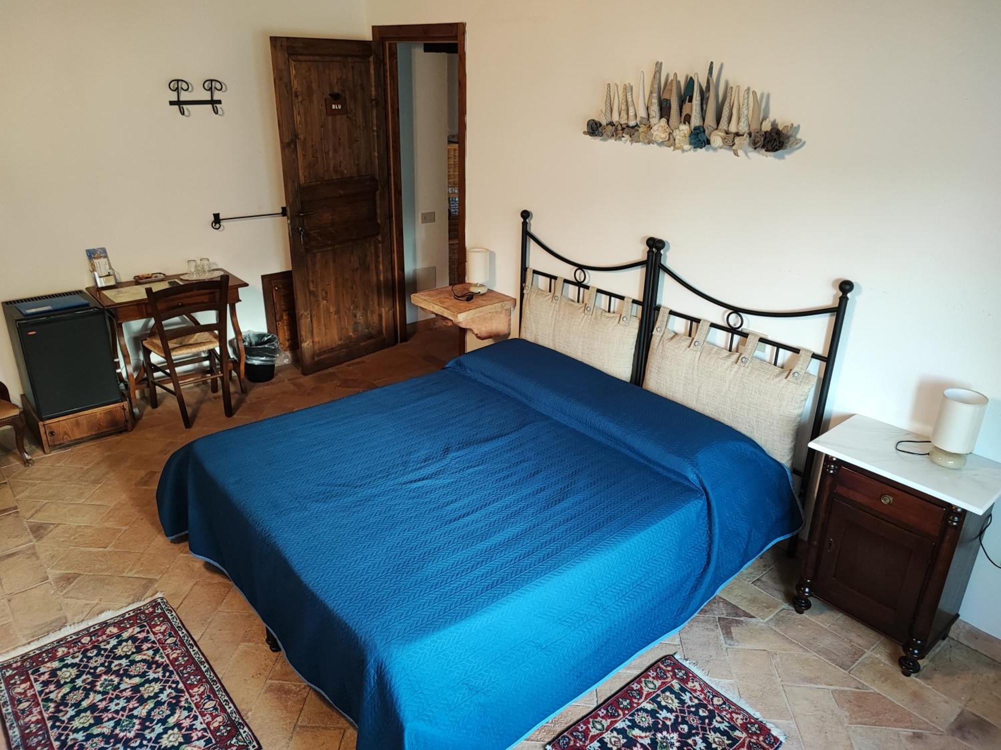 Casale Le Orme Bed & Breakfast Todi Bagian luar foto